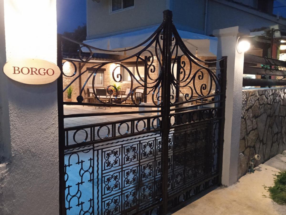 Borgo! Ευχάριστο Εξοχικό Σπίτι Δίπλα Στη Θάλασσα!! Villa Lefkada City Exterior photo